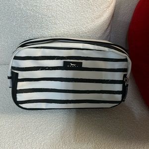Scout 3-way Toiletry Bag